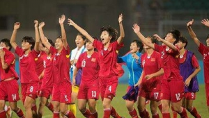 中国足球球迷厉害吗？从热情坚守与多元付出探寻答案