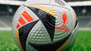 足球欧洲杯起始年份揭秘：究竟哪一年拉开了精彩大幕？