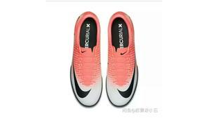 足球运动员穿假足球鞋是否违法，背后真相你知道吗