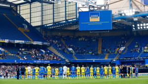 乌克兰足球赛场美女观众数量究竟多不多?