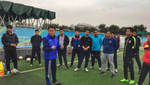 不考大学能否当足球教练?探索别样足球教练成长之路
