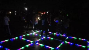 荧光足球能否碰水？探究其防水性与碰水后的影响