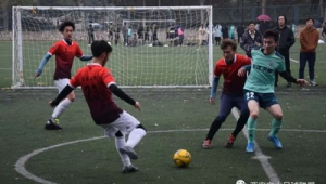 高中足球社团是否会踢比赛，背后隐藏着怎样的故事？