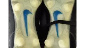 耐克足球鞋能否维修？答案全解析