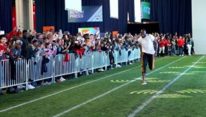 穿足球鞋短跑真的更快吗?解析足球鞋对短跑速度的影响