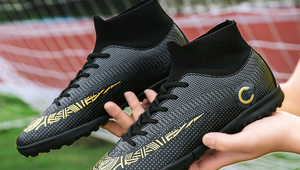 正版刺客足球鞋推荐，哪款能在球场上助你叱咤风云？