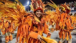 足球与狂欢节交织的独特风土人情