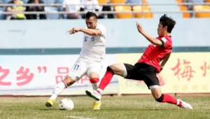 体育足球比赛中踢进5球,这一成绩究竟算不算多?