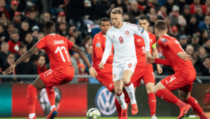 捷克与西班牙足球对决：谁才是绿茵场上真正强者？