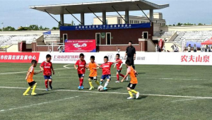 少儿足球女孩子多吗