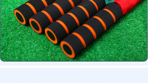 足球边裁能否戴护膝？规则解读与实际情况分析