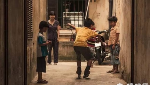 宝宝踢足球没力气正常吗