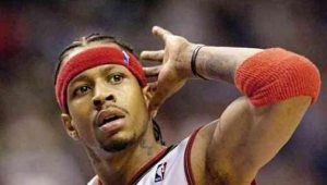 艾弗森是否用足球练球，背后故事引人探寻