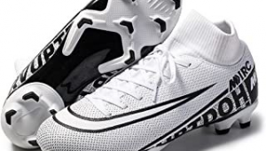 AG足球鞋能走路吗？带你一探究竟其在日常行走中的表现