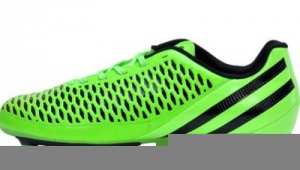 希途足球鞋哪款好穿又耐穿,满足你的足球运动需求