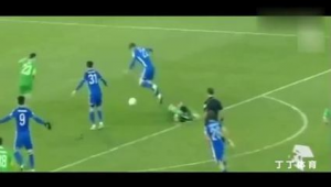 足球假摔大神们是真的吗？背后真相究竟如何令人深思