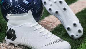 正宗足球鞋碎钉推荐，哪款才是你的心仪之选？