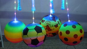 夜市摆摊折叠足球灯是否违法，你知道答案吗？