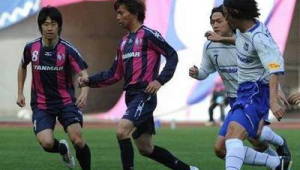 高中爱足球的人多吗