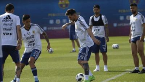 哪支球队最具夺冠希望？足球赛事冠军归属悬念几何