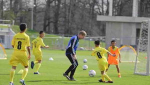 成人足球哪款好用一点?全方位对比助你挑到心仪之选