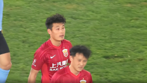 足球比赛中能否中途弃权？背后规则与影响因素深度剖析