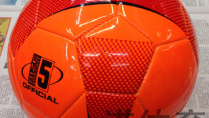 粘足球厂有毒吗？是否会传染？一文带你深入了解