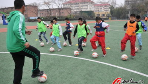 秦皇岛买足球好去处，满足你的足球装备需求