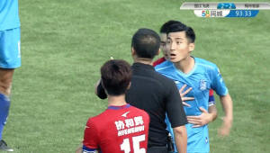 足球球员会遭遇打劫吗？背后隐藏着怎样的风险与故事