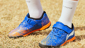 李宁大童男足球鞋推荐哪款