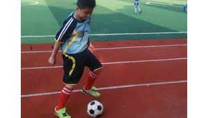 哪类男孩适合练足球？探索适合投身足球训练的男孩特质