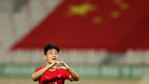 小孩踢足球与吃牛肉有关系吗