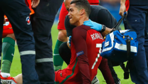 足球场受伤算工伤吗?解析在足球场受伤情形下工伤认定相关问题