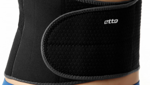 踢足球时带护腰可行吗？探讨护腰在足球运动中的作用与影响