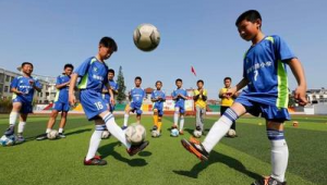 一百多的足球能踢吗?质量与体验究竟如何?