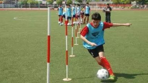 中考对足球有要求吗