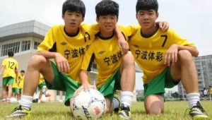 哪支足球队比较厉害？实力角逐背后的精彩与悬念