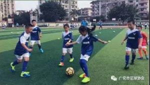 练足球会有啥变化？体能、技巧、意志……全方位蜕变？