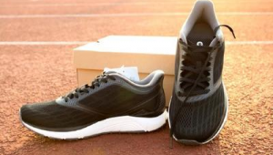 女生跑步穿的足球鞋推荐，哪款才是你的心仪之选？