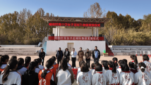 高中操场能穿足球鞋跑步吗？答案在这里