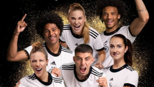 现在卖足球衣能赚钱吗？市场机遇与挑战全解析