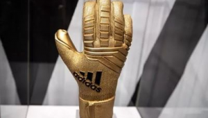 足球金手套是真金吗？揭秘这一足坛奖项背后的真相