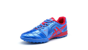 儿童初学足球鞋推荐哪款好