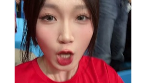 依帆足球唱歌好听吗