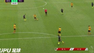 足球打中球门框能进么？探讨这一足球场上的常见争议瞬间