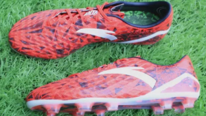 安踏推荐足球鞋是哪款款式