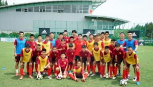 徐根宝足球基地是否有足球队