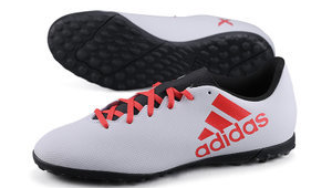 探寻哪款新足球鞋更耐磨,满足你的实战需求