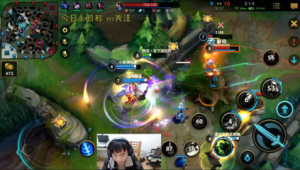 实况足球卡露露好用吗