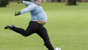 胖子减肥练足球可行吗?探索足球运动助力减脂的可能性